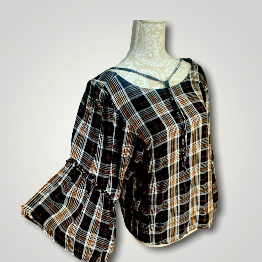 Maurices bell sleeve top